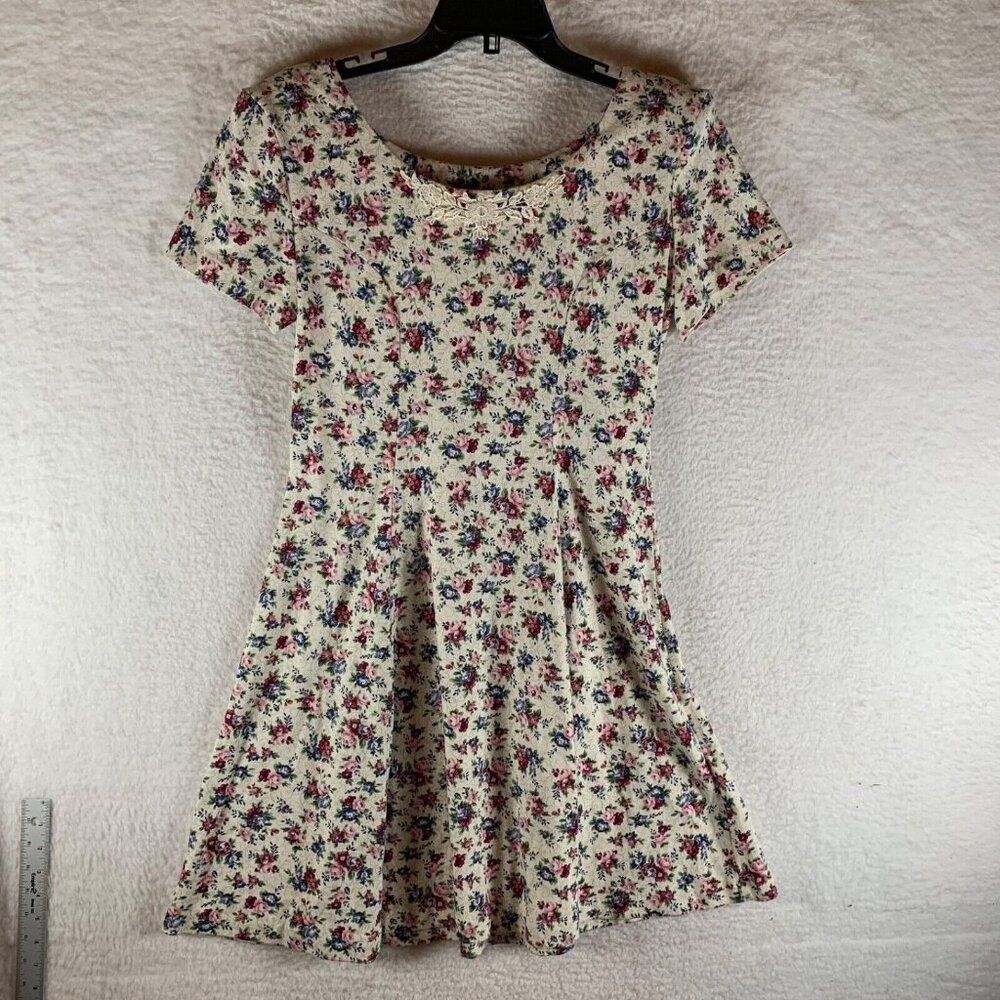Ms. Conduct Women's Short Sleeve Cottagecore Embroidered Floral Sundress Size 8‎